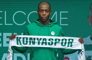  Konyaspor, Teenage Hadebe ile sözleşme imzaladığını açıkladı.