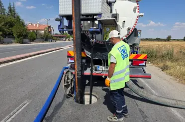 KOSKİ’den Hatıp Caddesi’nde Kanalizasyon Hattına Kapsamlı Bakım