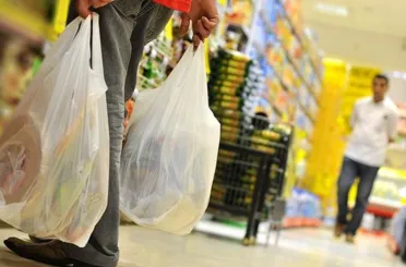 Market poşetlerine yeni yılda zam gelecek mi? 