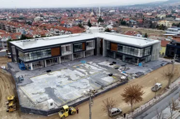 Meram Yaka sosyal tesisi açılış için gün sayıyor