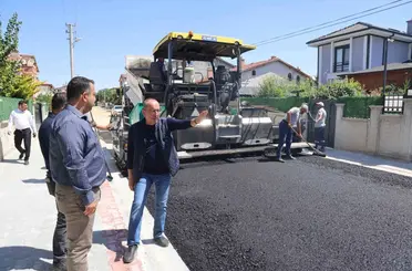 Meram'da Yaz Mesaisi: Yol ve Asfalt Çalışmaları Aralıksız Devam Ediyor