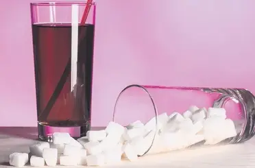 Mide kanseri riskini 2 kat artırıyor! Araştırmadan şekerli içecek uyarısı!
