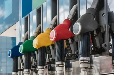 Motorinden sonra benzin ve LPG'de büyük indirim