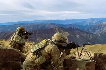 MSB: Irak ve Suriye'nin Kuzeyinde Operasyon! 22 Terörist Etkisiz!