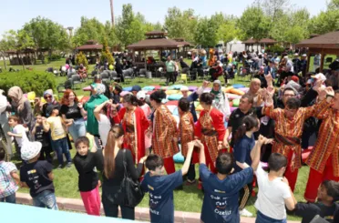 Özel Öğrenciler Bahar Şenliğinde Gönüllerince Eğlendi