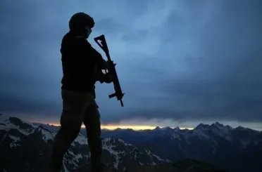 Pençe-Kilit bölgesinden acı haber:1 askerimiz şehit oldu!