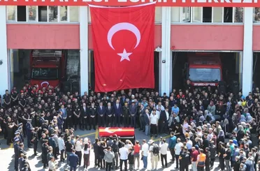 Şehit İtfaiyeci Mehmet Tekeli Son Yolculuğuna Uğurlandı