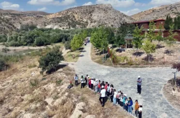 Sille Tabiat Okulu Öğrencilerle Doğa Arasında Köprü Oluyor