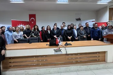 TÜİK Konya Personeline Protokol ve Bilgi Yönetimi Eğitimi