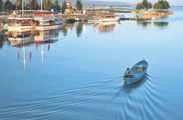 Türkiye’nin En Büyük Tatlı Su Gölü Alarm Veriyor! Beyşehir Gölü Kuraklığa Teslim!