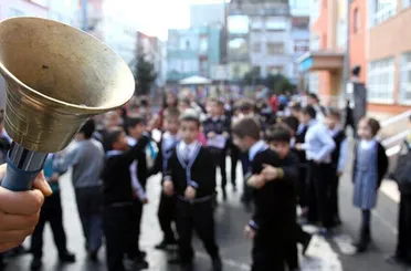 Ülke genelinde Okullar bugün açılıyor