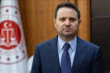Usulsüz Vatandaşlık Soruşturmasında İkinci Dalga: 72 Şüpheli Gözaltında