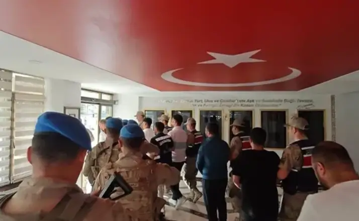 16 İlde Organize Suç Örgütlerine Büyük Operasyon: 228 Şüpheli Yakalandı