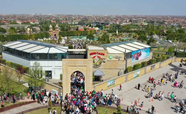 80 Binde Devr-i Âlem Parkı Yaz Döneminde Ziyaretçilerini Ağırlayacak