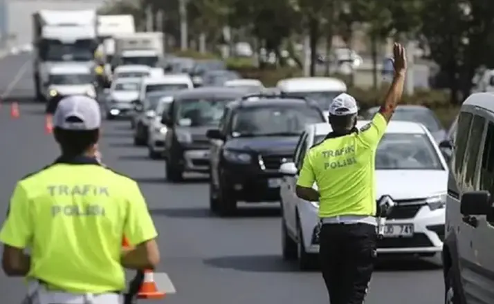 Bakan Çiftçi’den Bayram Trafiği Uyarısı: “Tek Bir Can Kaybına Tahammülümüz Yok”