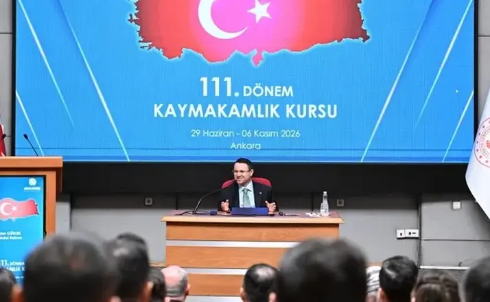 Bakan Gürlek’ten net mesaj: “O mühürle attığınız imza sizin değil, devletindir”
