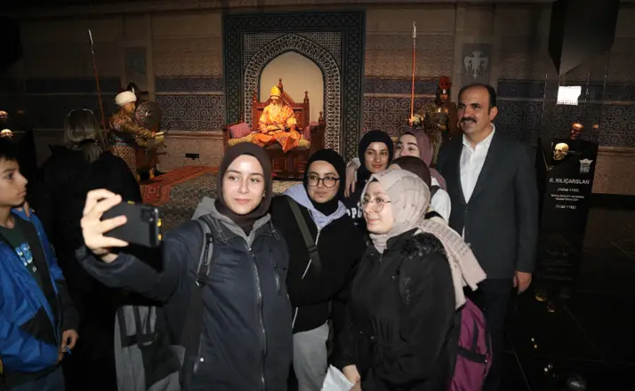 Başkan Altay: “Tüm Ziyaretçilerimizi ve Konyalı Hemşehrilerimi Darü’l-Mülk Sergi Sarayı’na Davet Ediyorum”