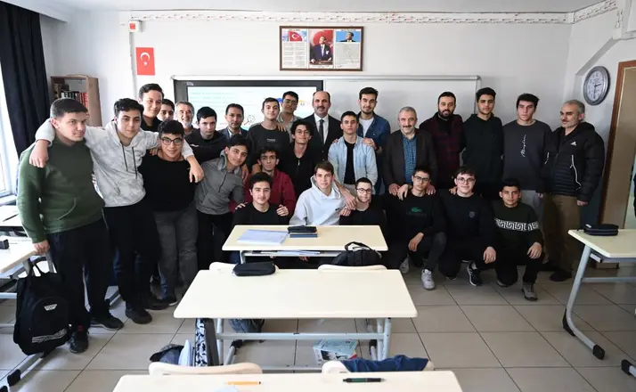 Başkan Altay: YKS'ye Girecek Tüm Adaylara Başarılar Diliyorum!