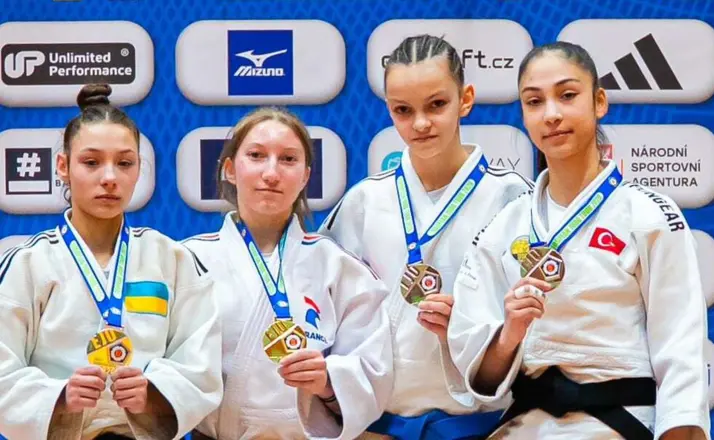 Büyükşehirli Judocu Havva Sena Tokmak’tan Avrupa’da Çifte Başarı