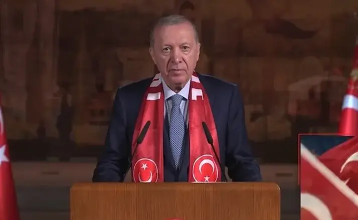 Cumhurbaşkanı Erdoğan’dan Millilere Moral Mesajı: “Yeni Bir Destan Yazmanın Tam Zamanı”