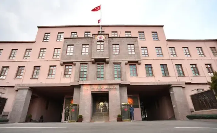 Ege’de Dikkat Çeken Gelişme! MSB’den Yunanistan’a Meis Üzerinden Kritik Uyarı