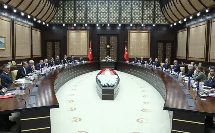 Ekonomi Kurmayları Beştepe’de Toplandı: Fonlar İçin Yeni Dönem