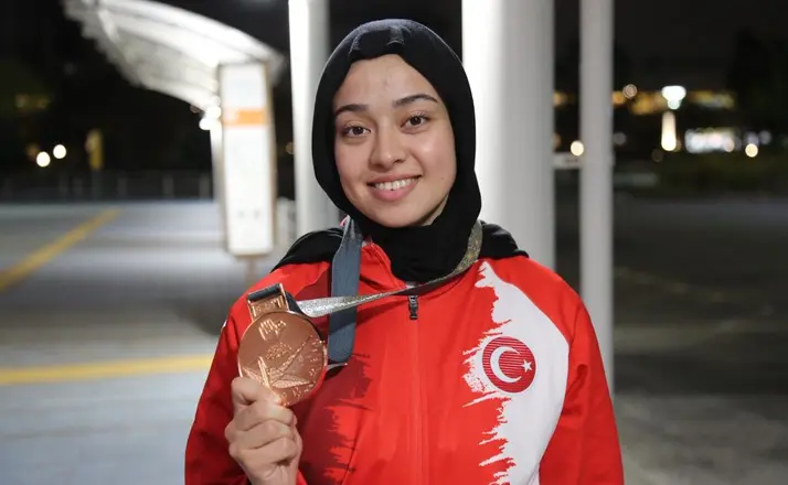 Esma Gökülü Tokyo 2025’te Bronz Madalyayla Tarihe Geçti!