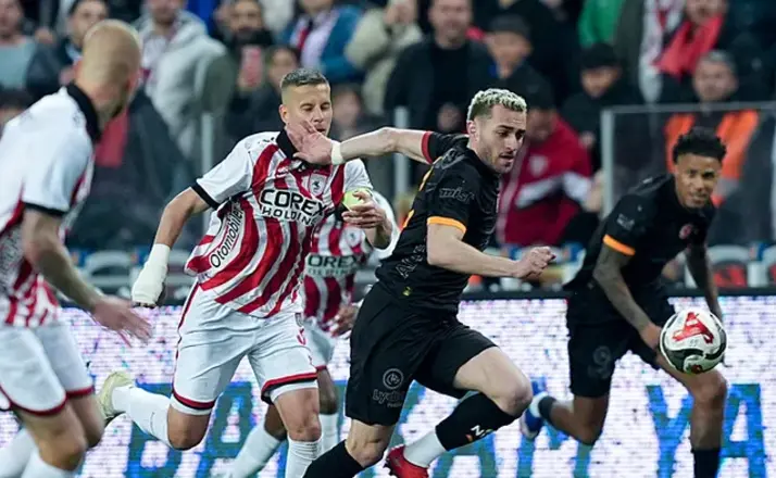 Galatasaray Zirve Yarışında Samsun’da Dağıldı! Samsunspor 4-1 Galatasaray