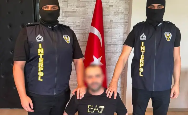 Gürcistan’dan 7 Suç Örgütü Mensubu Türkiye’ye İade Edildi: Firari Elebaşlarına Kaçış Yok