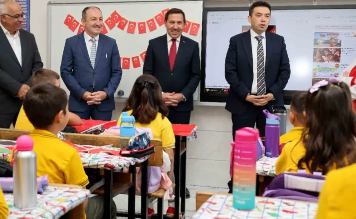 Karatay’da Yeni Eğitim Yılı Heyecanı: Başkan Kılca Öğrencilerle Buluştu