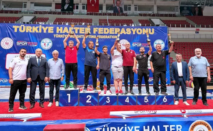 Karataylı Halterciden Büyük Başarı! Türkiye Şampiyonası’nda 3 Bronz Madalya