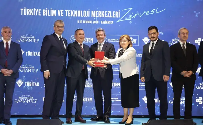 Konya Bilim Merkezi’ne TÜBİTEM 2026 Zirvesi’nde Dijital Bilim İletişimi Ödülü