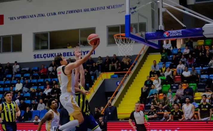Konya Büyükşehir Basketbolda Yarı Finalde