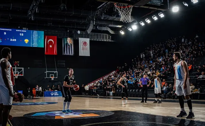 Konya Büyükşehir Belediyespor Finalde