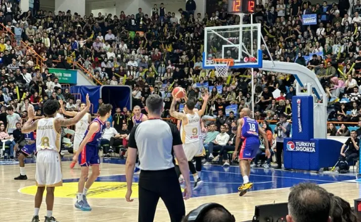 Konya Büyükşehir Belediyespor Yarı Finalde!