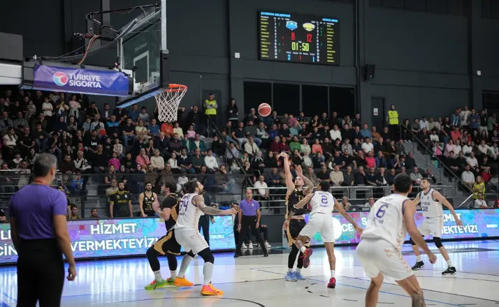 Konya Büyükşehir Belediyespor, Zirve Hedefinde Kritik Galibiyet Aldı