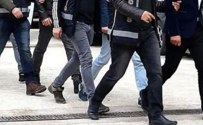 Konya dahil 13 İlde FETÖ Operasyonu! Askeri Yapılanmaya Darbe, 19 Gözaltı!