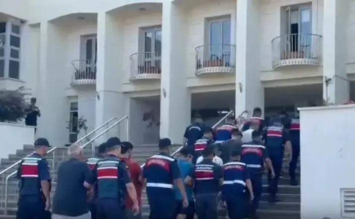 Konya Dahil 23 İlde Göçmen Kaçakçılığı Operasyonu: 48 Organizatör Yakalandı!