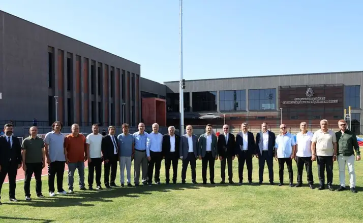 Konya Milletvekillerinden Selçuklu Sporcu Seçme ve Yetiştirme Merkezi'ne Övgü