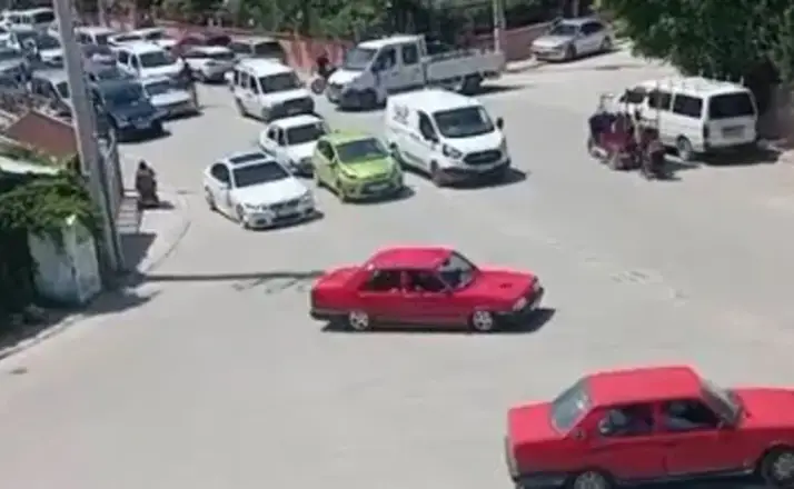 Konya'da Ambulansa Yol Vermeyen Driftçi Sürücüye Ağır Ceza