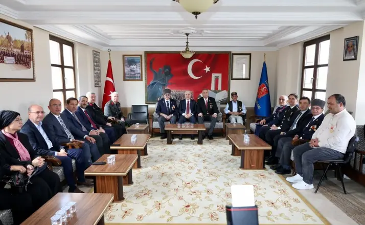 Konya’da Gaziler Günü’ne Özel Buluşma! Şehit Aileleri ve Gaziler Bir Araya Geldi