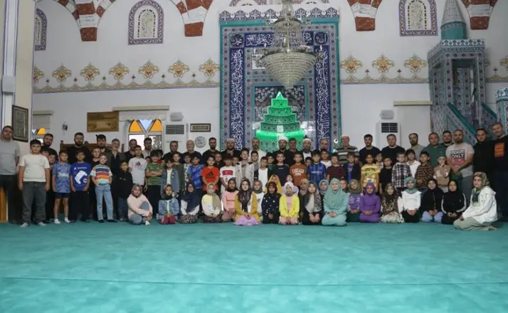 Konya'da "Güle Oynaya Camiye Gel" Coşkusu Camileri Çocuk Sesleriyle Doldurdu