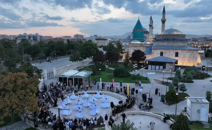 Konya’da Mistik Müzik Rüzgarı Esiyor: Festivalde İkinci Gün Coşkusu