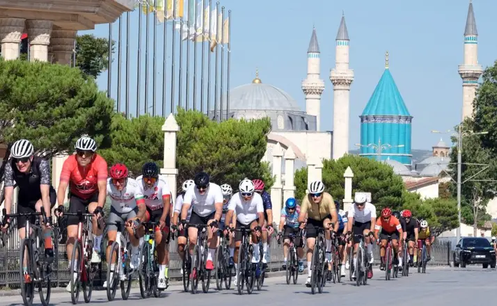 Konya’da Pedallar Avrupa Bisiklet Başkenti İçin Döndü: Granfondo Heyecanı Zirve Yaptı