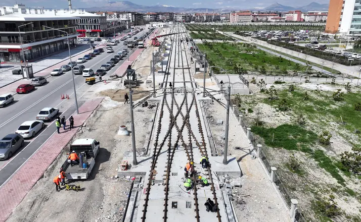 Konya’da Ulaşımda Dev Adım: Stadyum-Şehir Hastanesi Tramvay Hattında Çalışmalar Hız Kesmeden Sürüyor