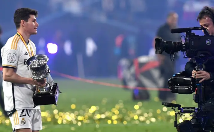 Spor Medyası Dijital Çağa Uyum Sağlıyor: Geleneksel Yayıncılıktan Etkileşimli Platformlara Geçiş