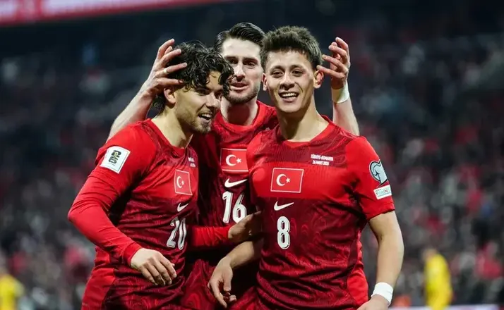 Türkiye-Fransa maçı öncesi Montella’nın planı belli oldu! İşte muhtemel 11 ve yayın bilgileri
