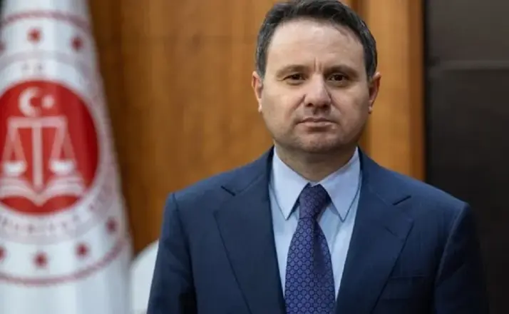 Vize Randevusu Fırsatçılarına Büyük Operasyon: 6 İlde 49 Şüpheli Yakalandı