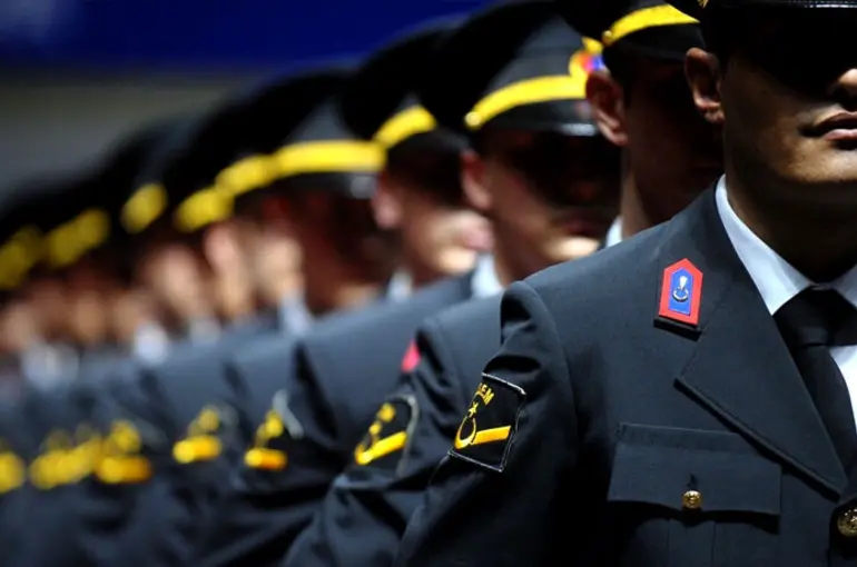 187 general ve amiral görev yerlerine atandı