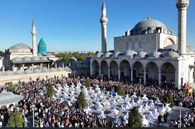 22. Uluslararası Konya Mistik Müzik Festivali Coşkuyla Başladı